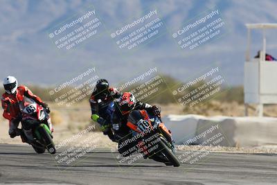 media/Dec-07-2025-CVMA (Sun) [[3e7d2de5dc]]/Race 4-Supersport Middleweight/